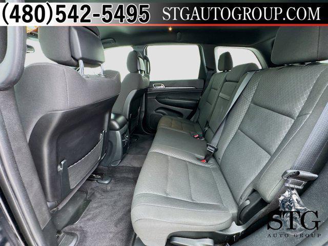 Photo of 2018 Diamond Black Crystal Pearlcoat Jeep Grand Cherokee