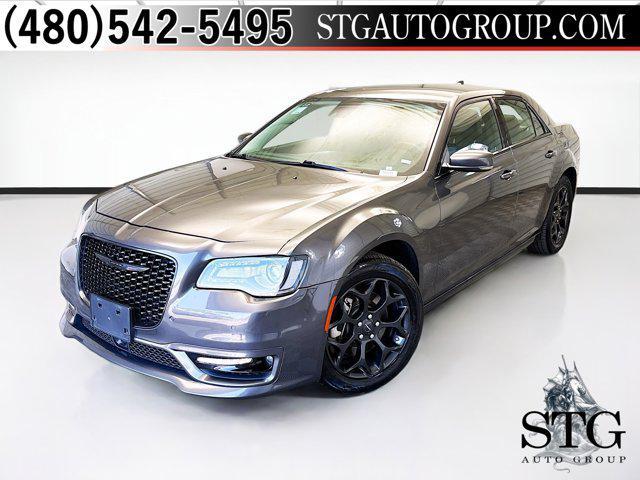 Photo of 2022 Granite Crystal Metallic Clearcoat Chrysler 300