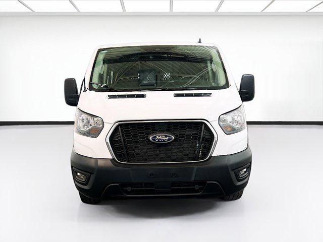 Photo of 2024 Oxford White Ford Transit-250