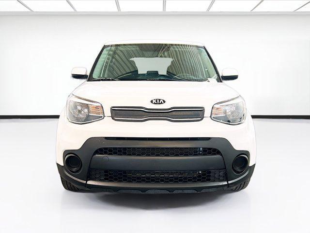 Photo of 2019 Clear White Kia Soul