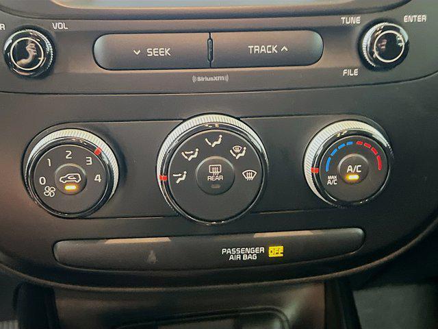 Photo of 2019 Clear White Kia Soul