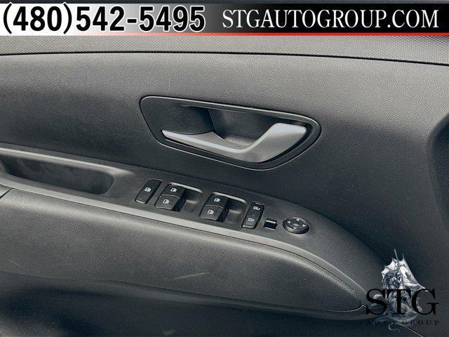 Photo of 2023 Phantom Black Hyundai SANTA CRUZ
