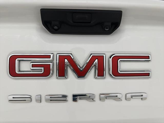 Photo of 2024 Summit White GMC Sierra 1500