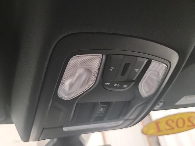 Photo of 2021 Bright White Clearcoat RAM 1500