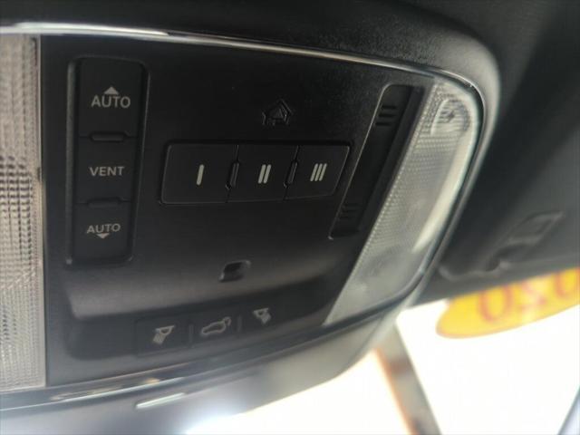 Photo of 2020 Velvet Red Pearlcoat Jeep Grand Cherokee