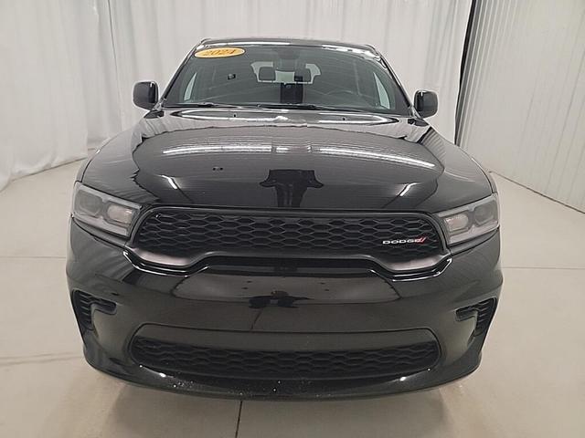 Photo of 2024 DB Black Crystal Clear Coat Dodge Durango