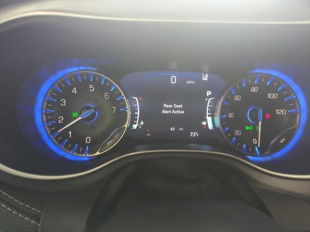 Photo of 2025 Fathom Blue Pearlcoat Chrysler Pacifica