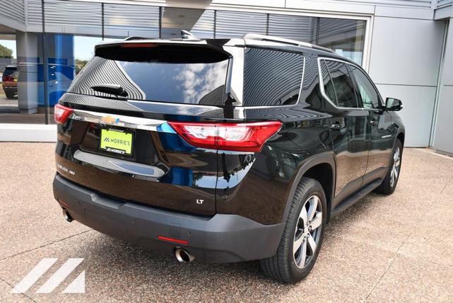 Photo of 2019 Mosaic Black Metallic Chevrolet Traverse
