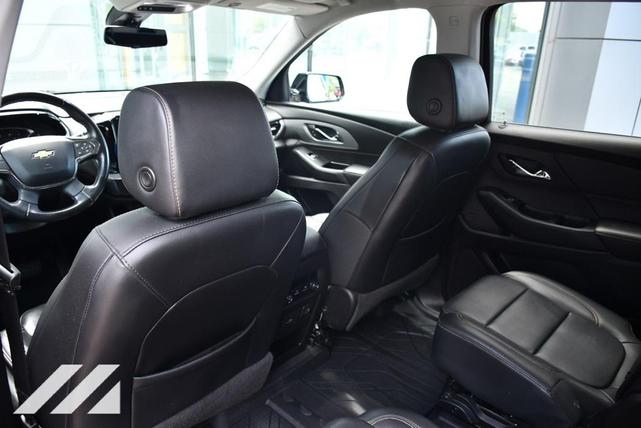 Photo of 2019 Mosaic Black Metallic Chevrolet Traverse
