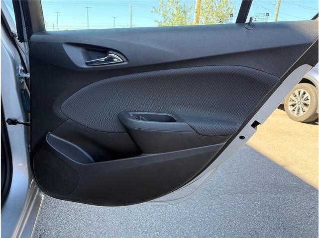 Photo of 2019 Silver Chevrolet Cruze