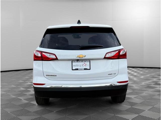 Photo of 2018 White Chevrolet Equinox