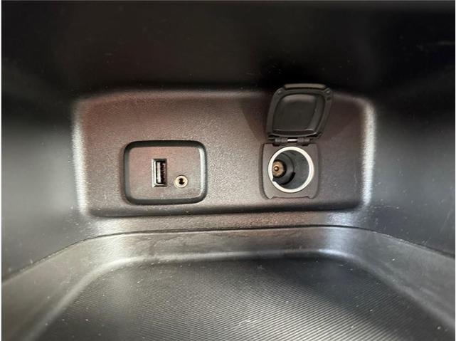 Photo of 2018 White Chevrolet Equinox