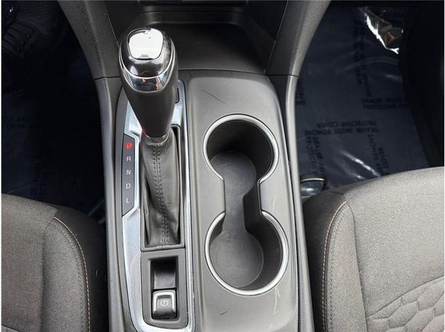 Photo of 2018 White Chevrolet Equinox