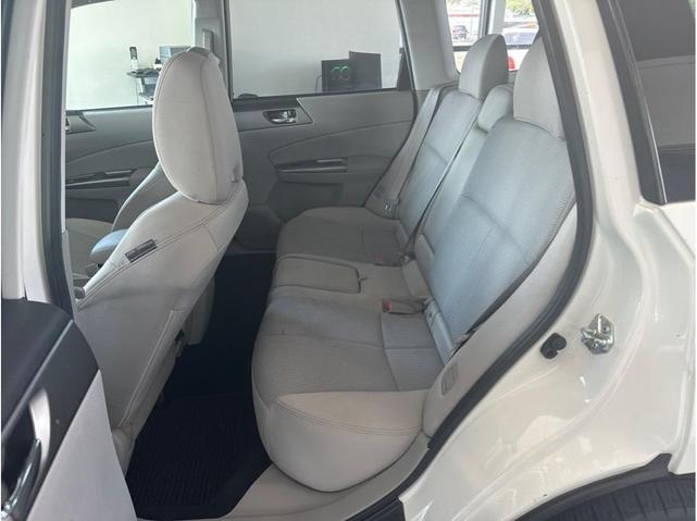 Photo of 2011 Satin White Pearl Subaru Forester