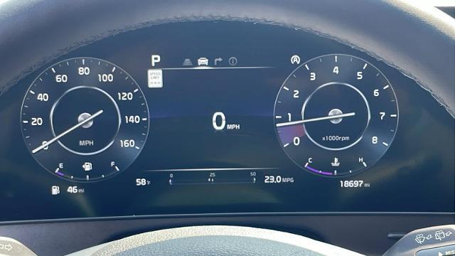 Photo of 2023 Gray Kia Sportage