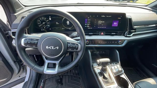 Photo of 2023 Gray Kia Sportage