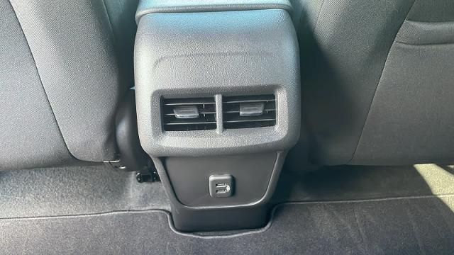 Photo of 2022 Mosaic Black Metallic Chevrolet Equinox