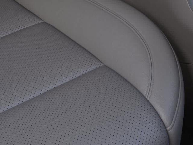 Photo of 2025 Summit White GMC Sierra 3500