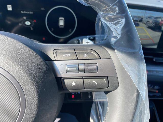 Photo of 2025 Atlas White Hyundai KONA