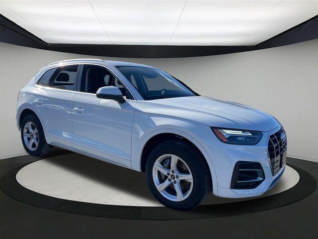 Photo of 2024 White Audi Q5