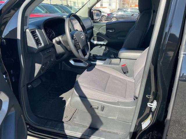 Photo of 2023 Super Black Nissan Frontier