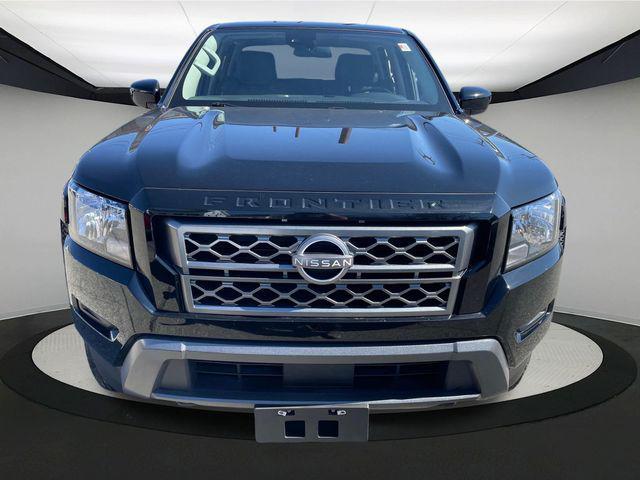 Photo of 2023 Super Black Nissan Frontier