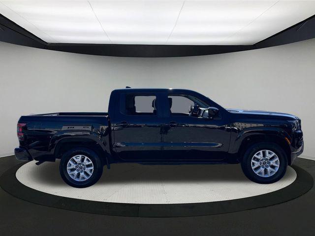 Photo of 2023 Super Black Nissan Frontier