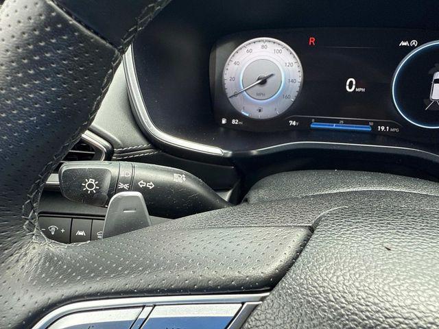 Photo of 2022 Shimmering Silver Hyundai SANTA FE