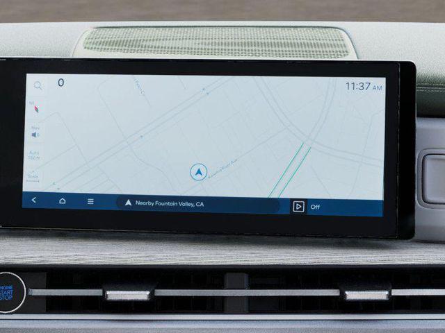 Photo of 2025 Ecotronic Gray Hyundai SANTA FE HEV