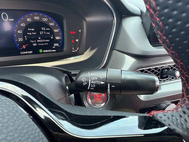 Photo of 2024 Platinum White Pearl Acura Integra