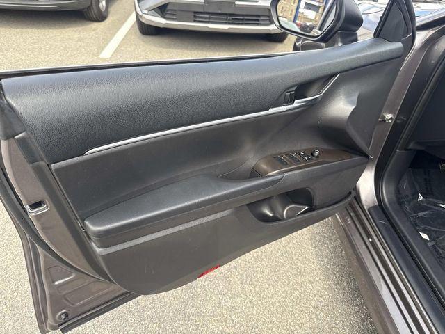 Photo of 2023 Gray Toyota Camry