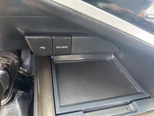 Photo of 2023 Gray Toyota Camry