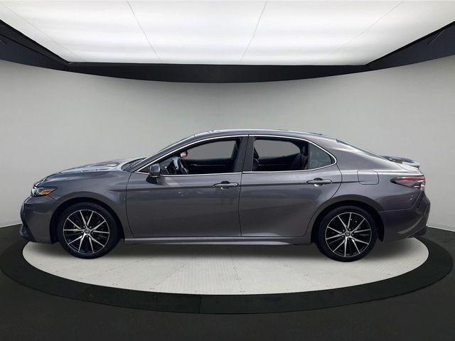 Photo of 2023 Gray Toyota Camry