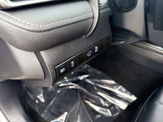 Photo of 2023 Gray Toyota Camry