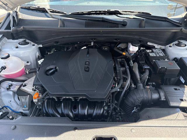 Photo of 2023 Wolf Gray Kia Sportage