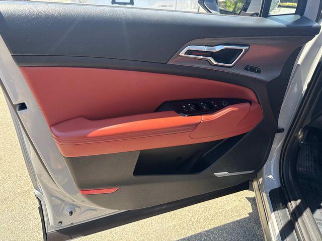 Photo of 2023 Wolf Gray Kia Sportage