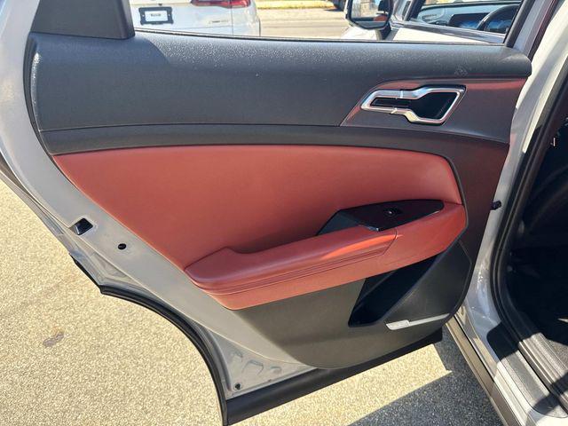 Photo of 2023 Wolf Gray Kia Sportage
