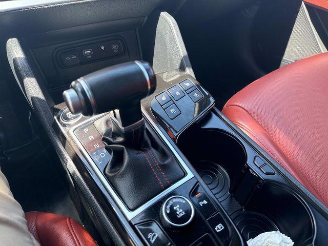 Photo of 2023 Wolf Gray Kia Sportage