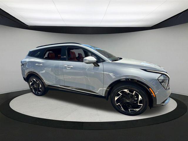 Photo of 2023 Wolf Gray Kia Sportage