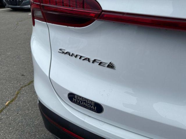 Photo of 2022 Quartz White Hyundai SANTA FE