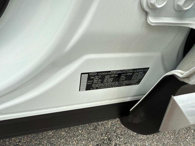 Photo of 2022 Quartz White Hyundai SANTA FE