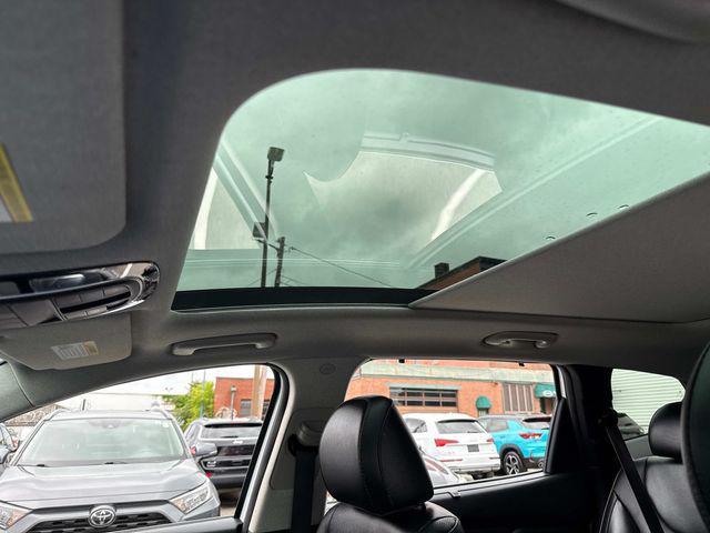 Photo of 2022 Quartz White Hyundai SANTA FE