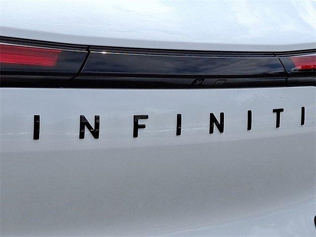 Photo of 2026 Radiant White/Black Obsidian INFINITI QX60