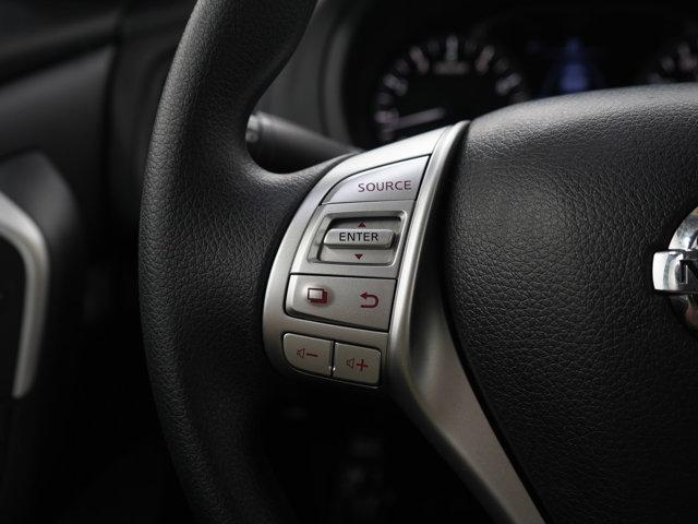 Photo of 2017 Brilliant Silver Metallic Nissan Altima