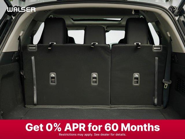 Photo of 2025 Everest White Pearl Tricoat Nissan Pathfinder