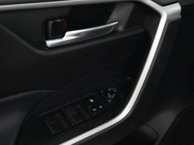Photo of 2023 Rapid Red Metallic Tinted Clearcoat Ford Escape