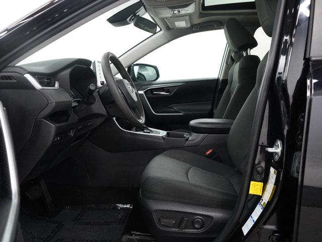 Photo of 2023 Rapid Red Metallic Tinted Clearcoat Ford Escape