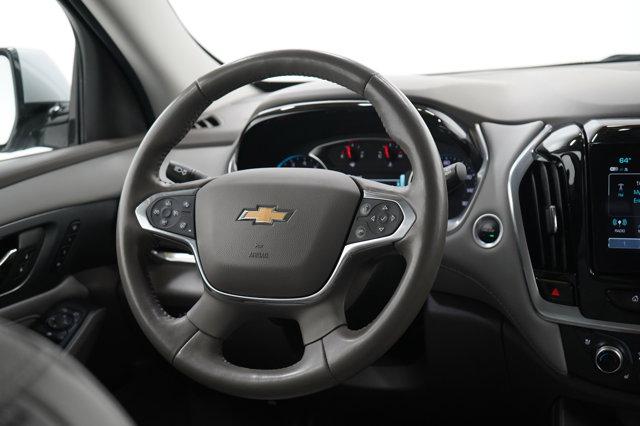 Photo of 2019 Silver Ice Metallic Chevrolet Traverse