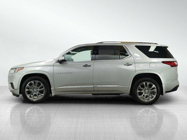 Photo of 2019 Silver Ice Metallic Chevrolet Traverse