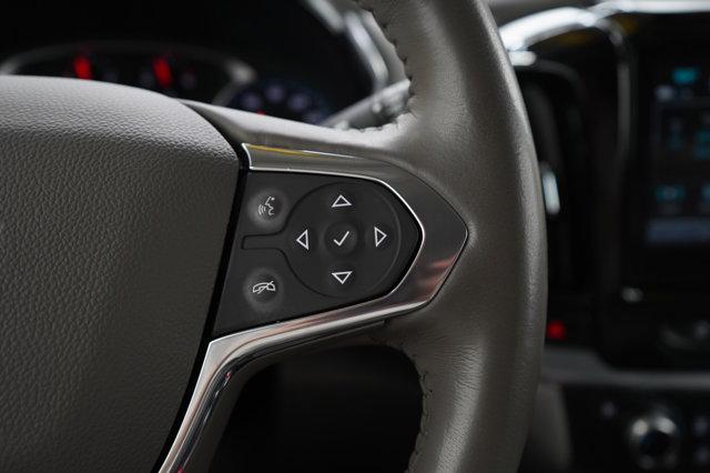 Photo of 2019 Silver Ice Metallic Chevrolet Traverse